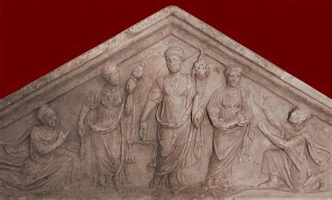 Sarcophagus of the Three Fates: A Masterpiece of Roman Portraiture and Enigmatic Symbolism!